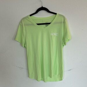 Tek Gear Women’s T-Shirt with LOVE Embroidered  on it in White Lettering

XL